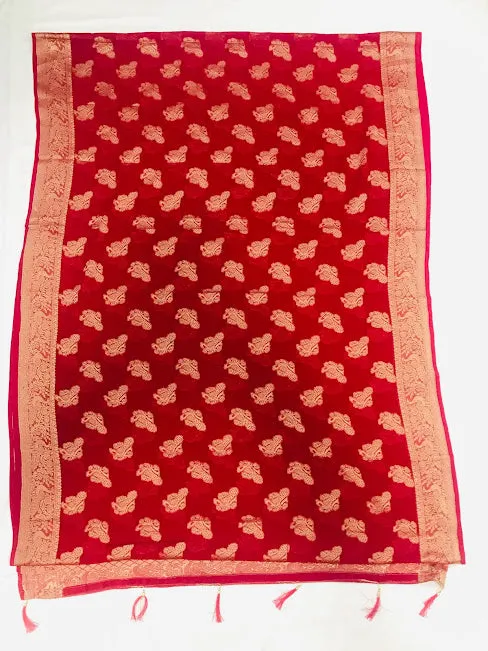 Attractive Red Color Designer Georgette Saree With Peacock Motifs And Rich Pallu