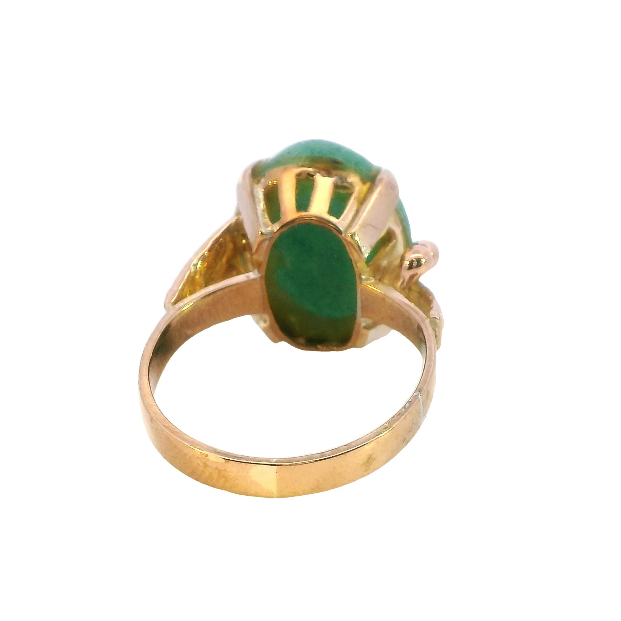 Charming Green Aventurine Quartz Ring Set in Gold Plating