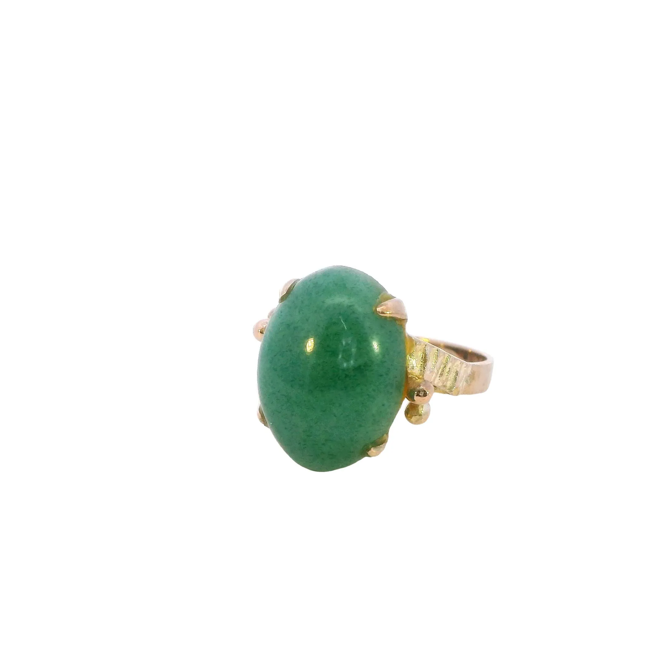 Charming Green Aventurine Quartz Ring Set in Gold Plating