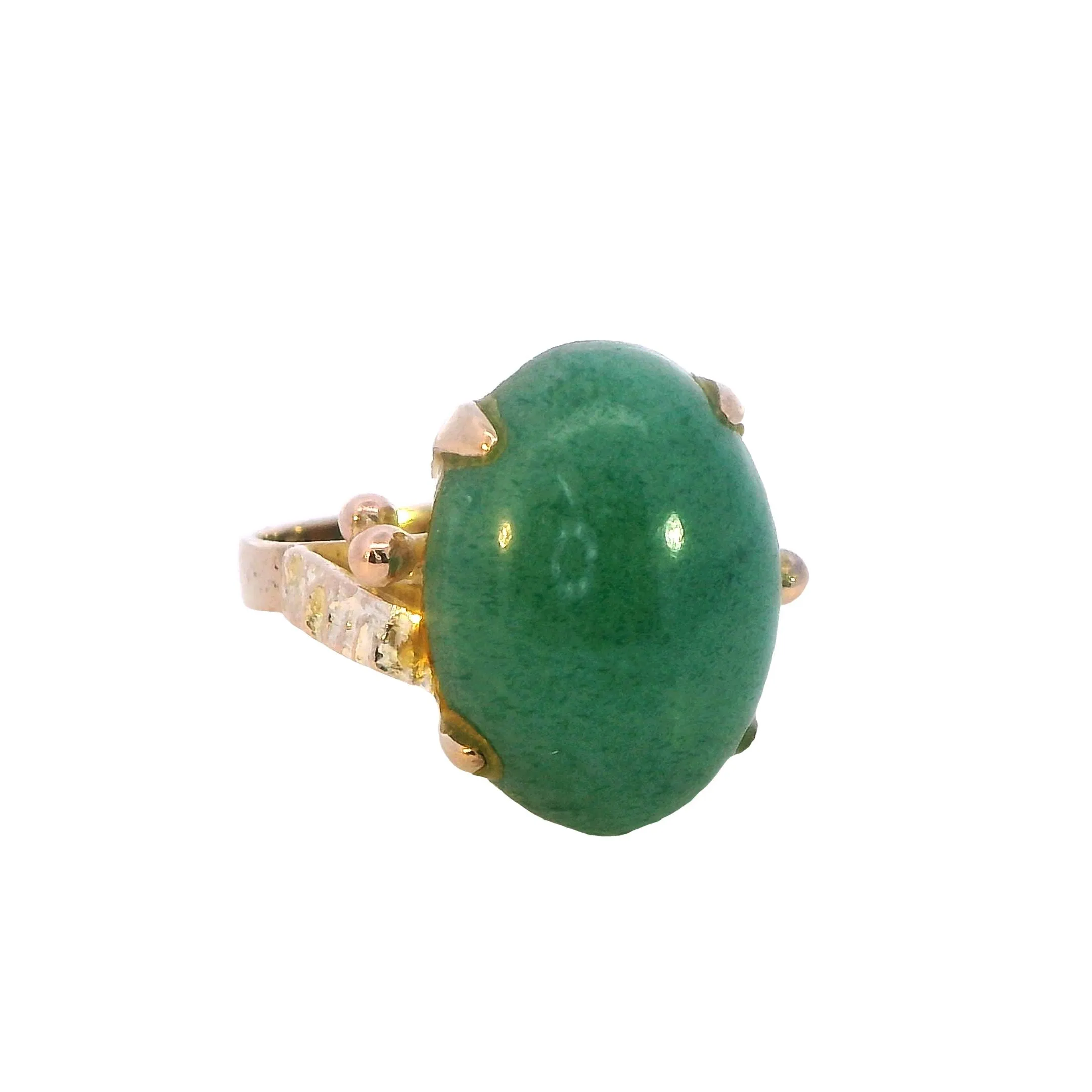 Charming Green Aventurine Quartz Ring Set in Gold Plating