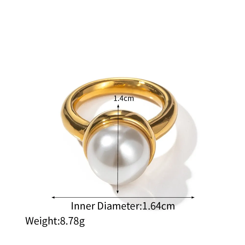 Classic Pearl Ring