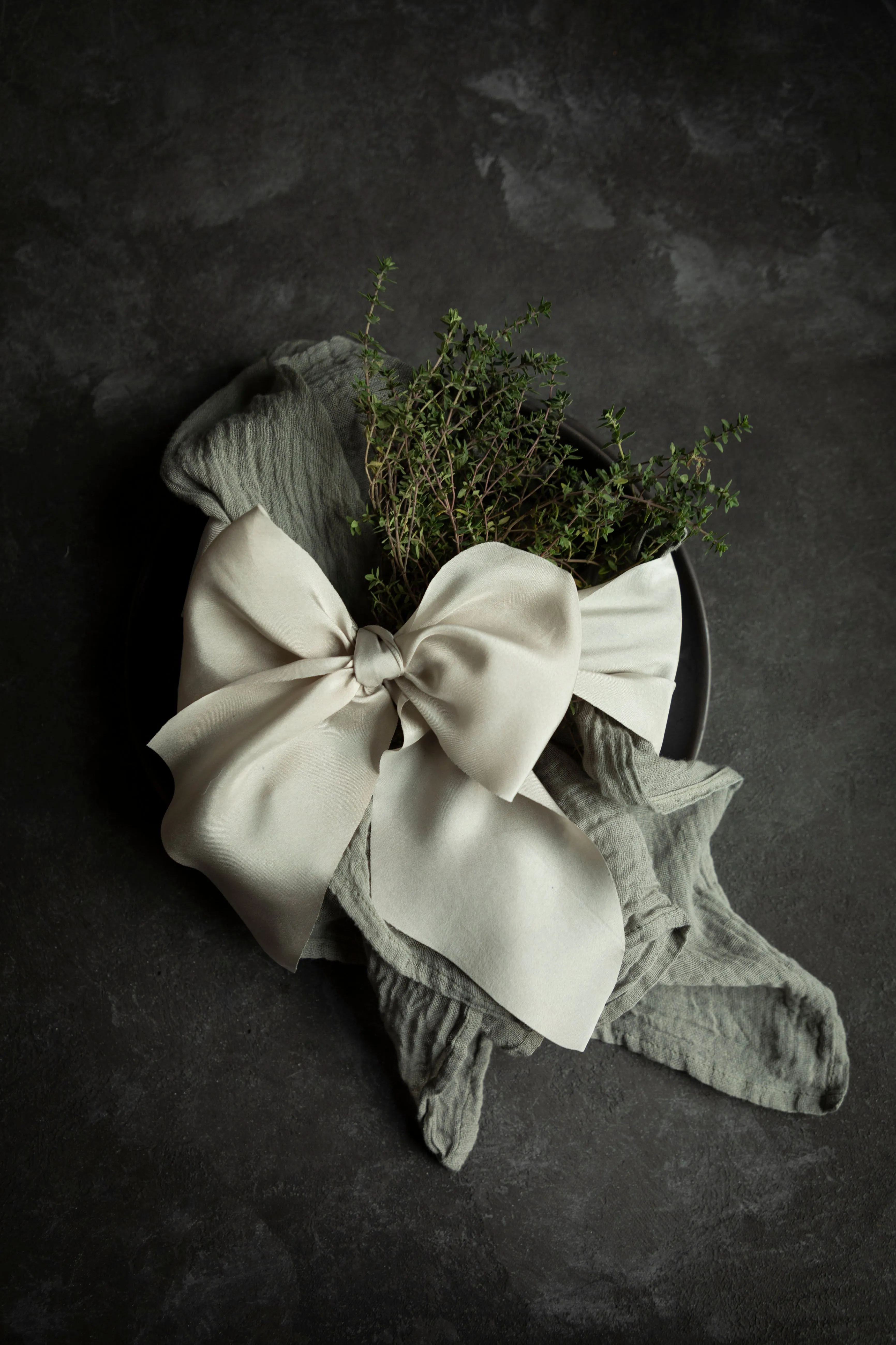 French Gray / Plant Dyed Napkin Sets