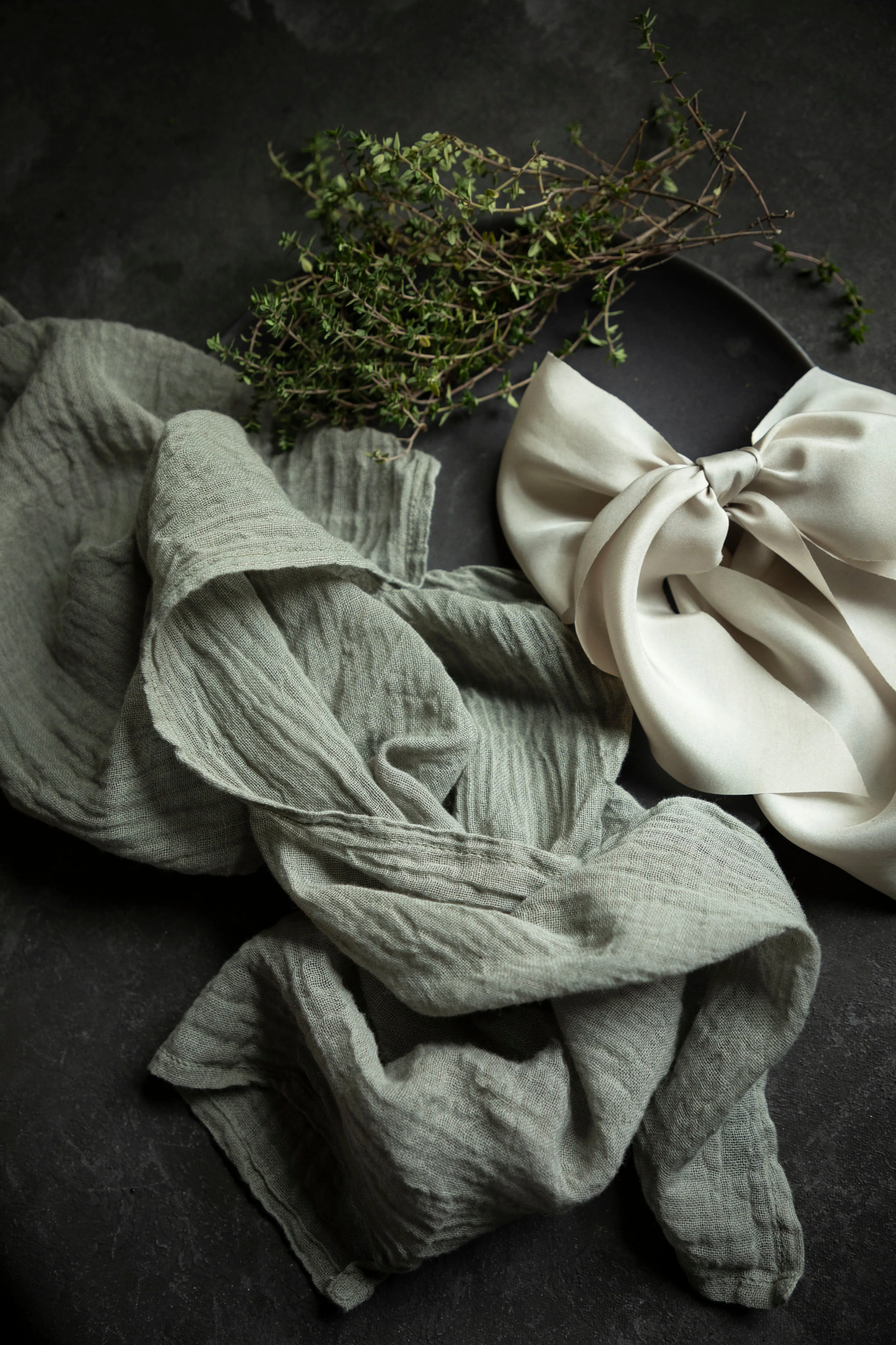 French Gray / Plant Dyed Napkin Sets