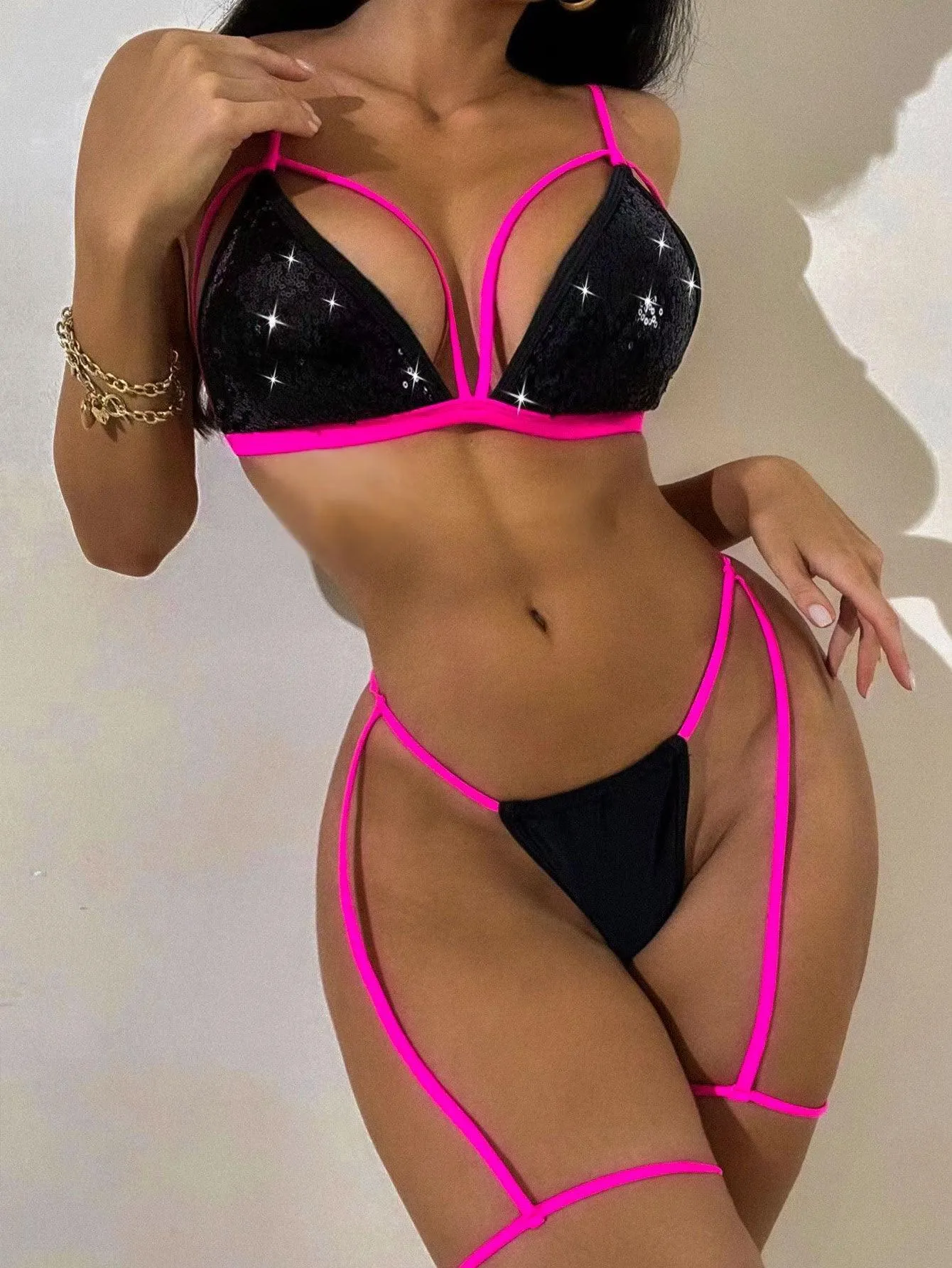 GFIT® New Sexy Rose Red Black Stitching Bikinis Set