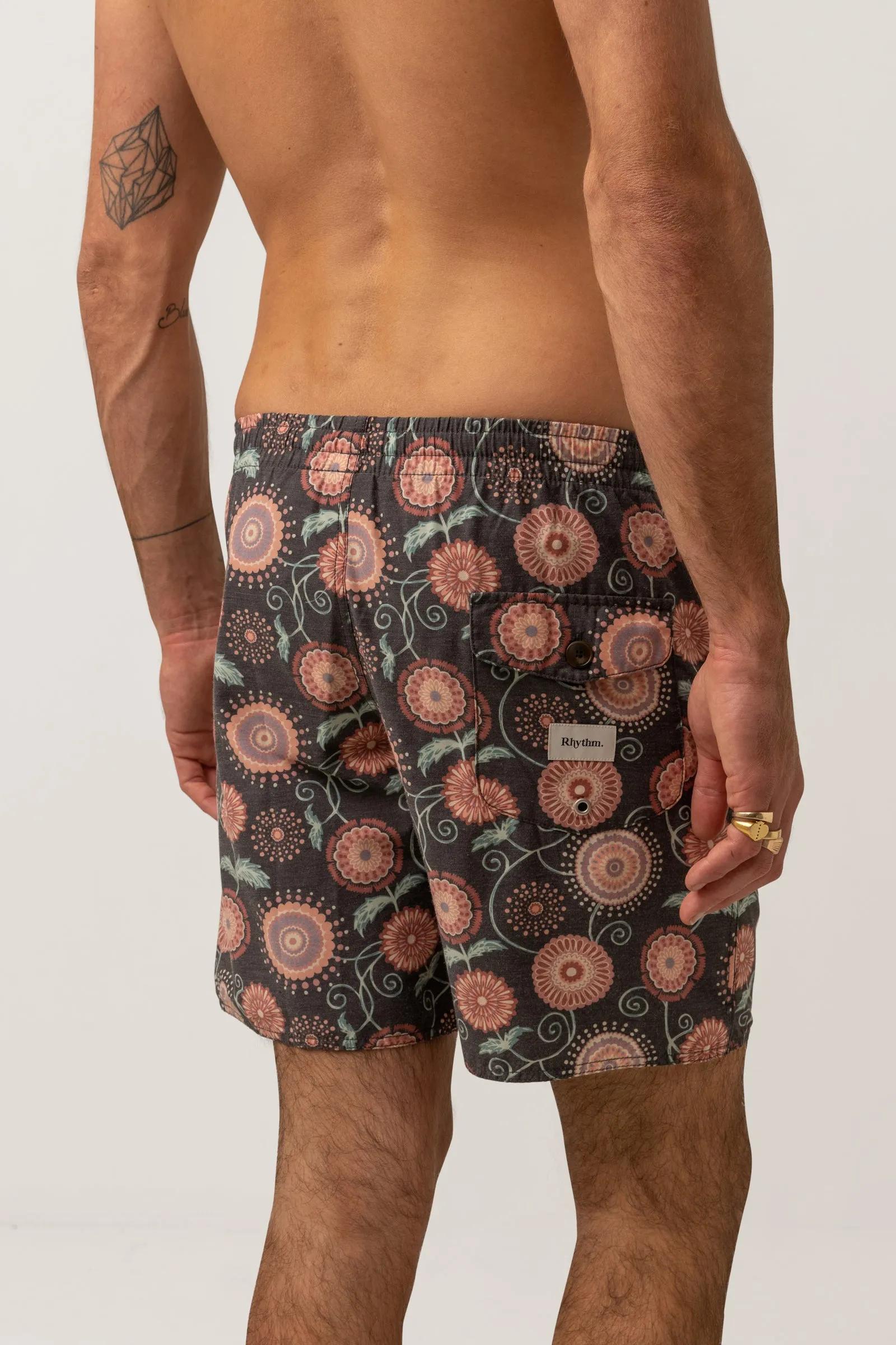 PROTEA BEACH SHORT - BLACK