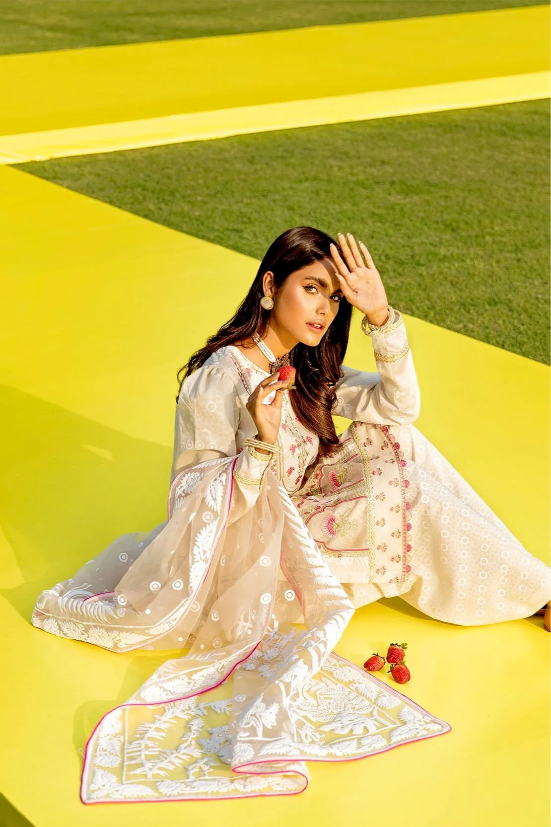 So Kamal X Ali Xeeshan Luxury Lawn Collection 2021 – Kashmir Ki Kali (A)